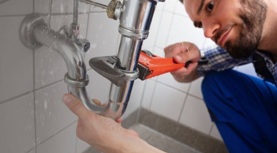 Professional same day plumber services in Agency, IA